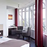 Oversum Ski- Und Vital Szálloda 4*