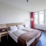 Oversum Ski- Und Vital Szálloda Winterberg