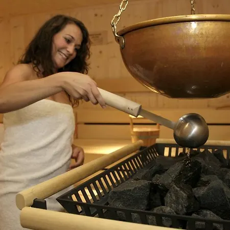 酒店 Oversum Ski- Und Vital